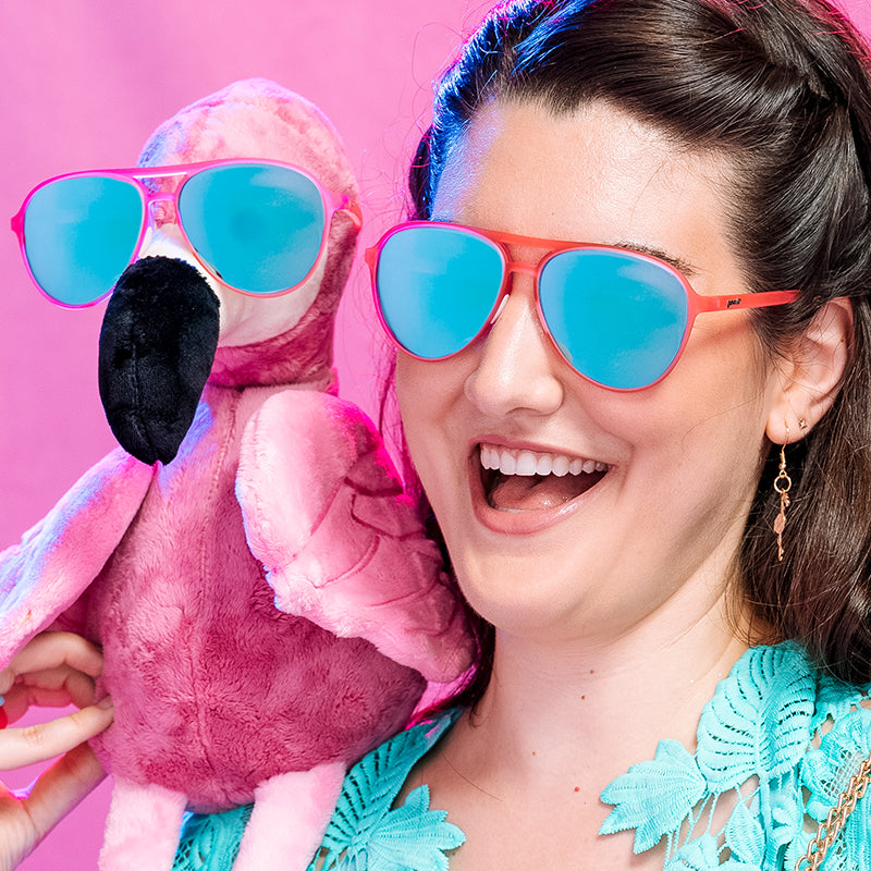 Carl est mon copilote | monture aviateur rose avec verres bleus | lunettes de soleil goodr MACH G