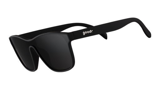 Vue de trois quarts d'angle de lunettes de soleil noires d'allure futuriste avec un verre plat noir non réfléchissant.